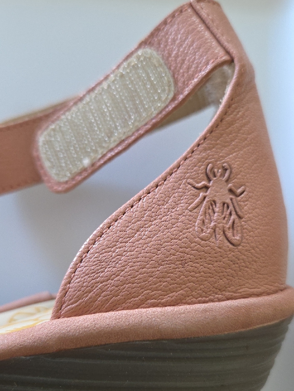 Suede upper with wedge heel - Picture 4 of 5